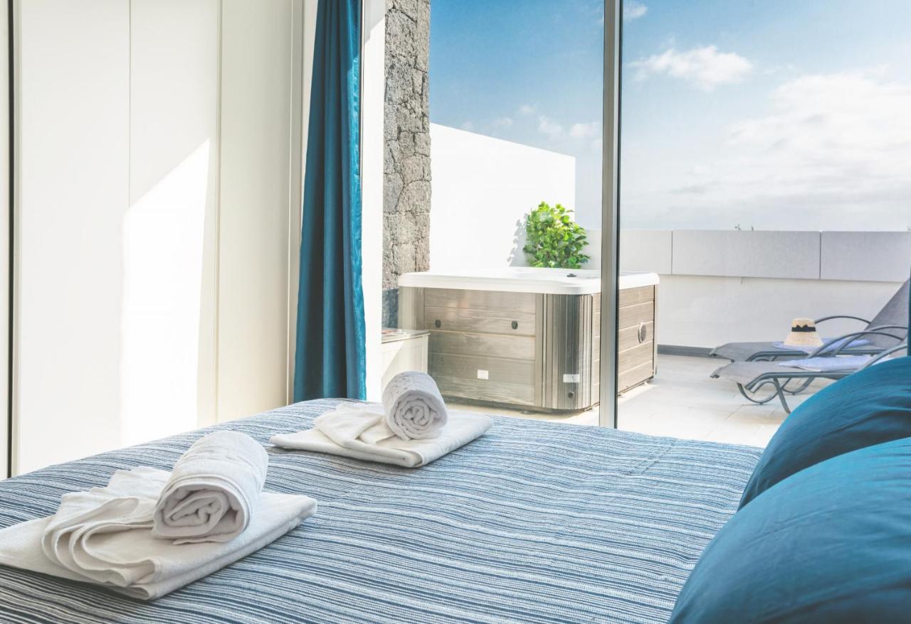 Monterey House Playa Blanca Vila Playa Blanca  Exterior foto