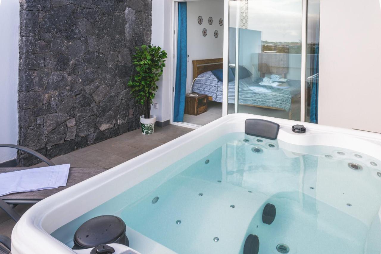 Monterey House Playa Blanca Vila Playa Blanca  Exterior foto